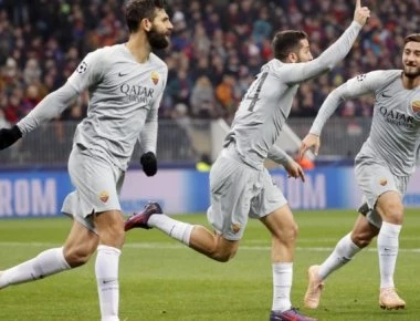 «O Αχιλλέας μπροστά στα τείχη της Τροίας»: Ύμνοι του ιταλικού τύπου για τον Κώστα Μανωλά